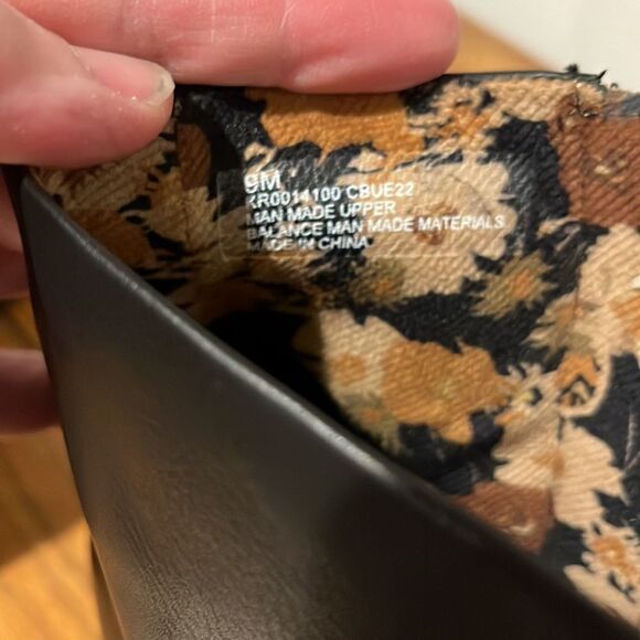 EUC Kork-Ease Block Heel Destiny Bootie Size 9. - Picture 8 of 9